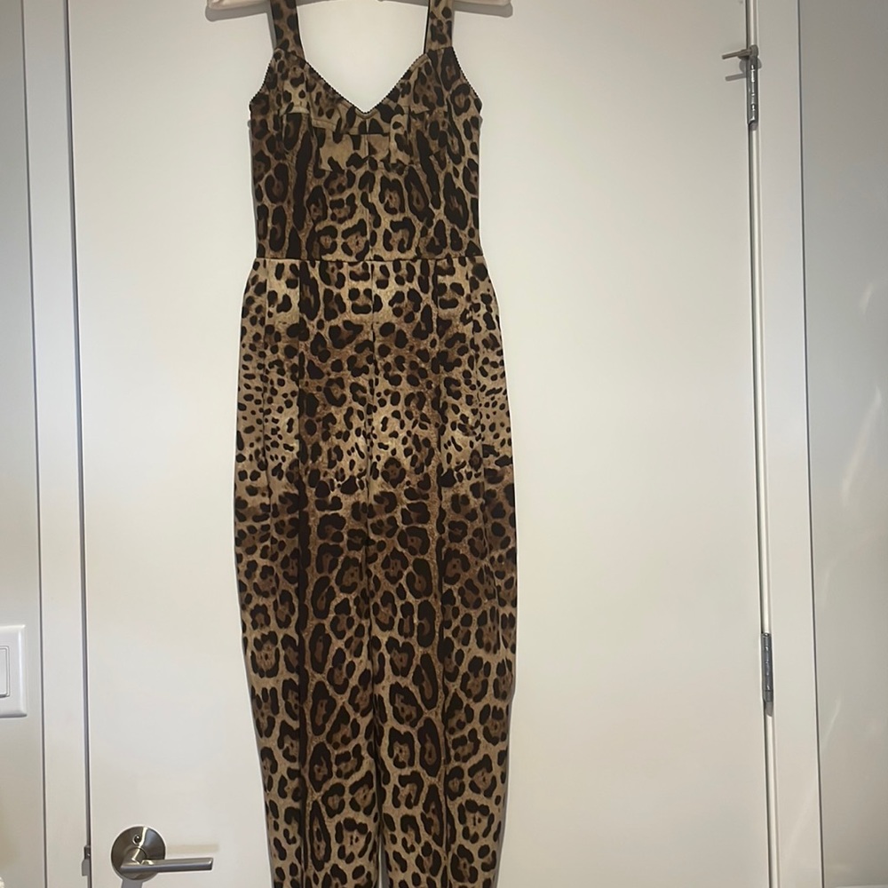 Dolce Gabbana silk leopard 🐆 jumpsuit - Picture 4 of 11